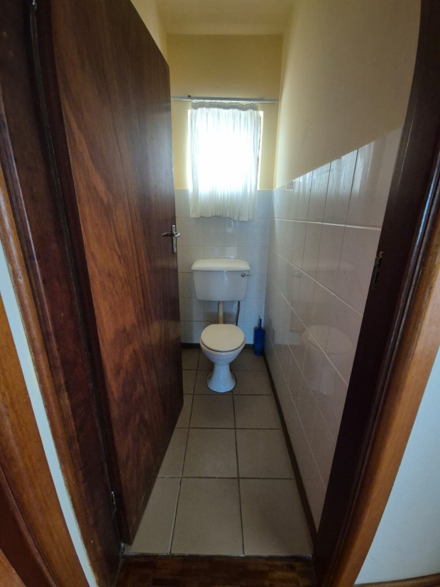 2 Bedroom Property for Sale in Port Elizabeth Central Eastern Cape